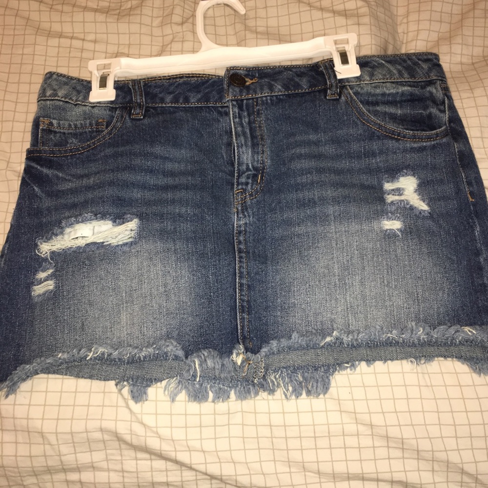 Denim skirt!